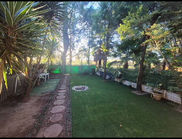 3 BEDROOM TOWNHOUSE FOR SALE IN THREE RIVERS